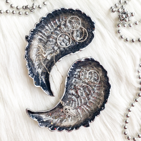 Artisan Other - SOLD - Angel Wings Trinket Dish Set